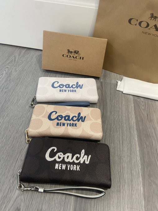 Coach 全新復(fù)古配色搭配學(xué)院風(fēng)錢(qián)包CZ330頂級(jí)高仿包